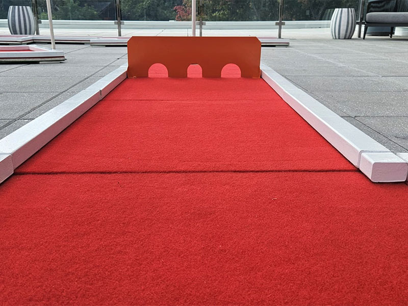 wow mini golf rental image